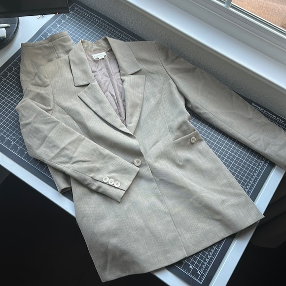 Vintage Suit Set Oversized 4 - Picture 1 of 10